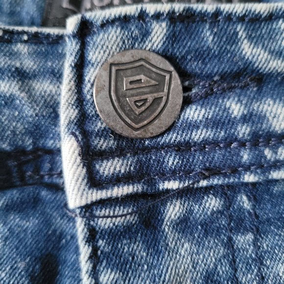 Encrypted NYC Men’s Sz 36 Distressed Denim Jean Shorts, Detailed Buttons, EUC - Picture 7 of 11